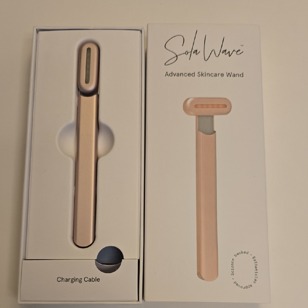 SolaWave Advanced Skincare Wand in Pink